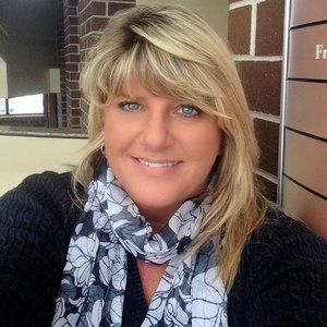 Meet your Posher, Debra